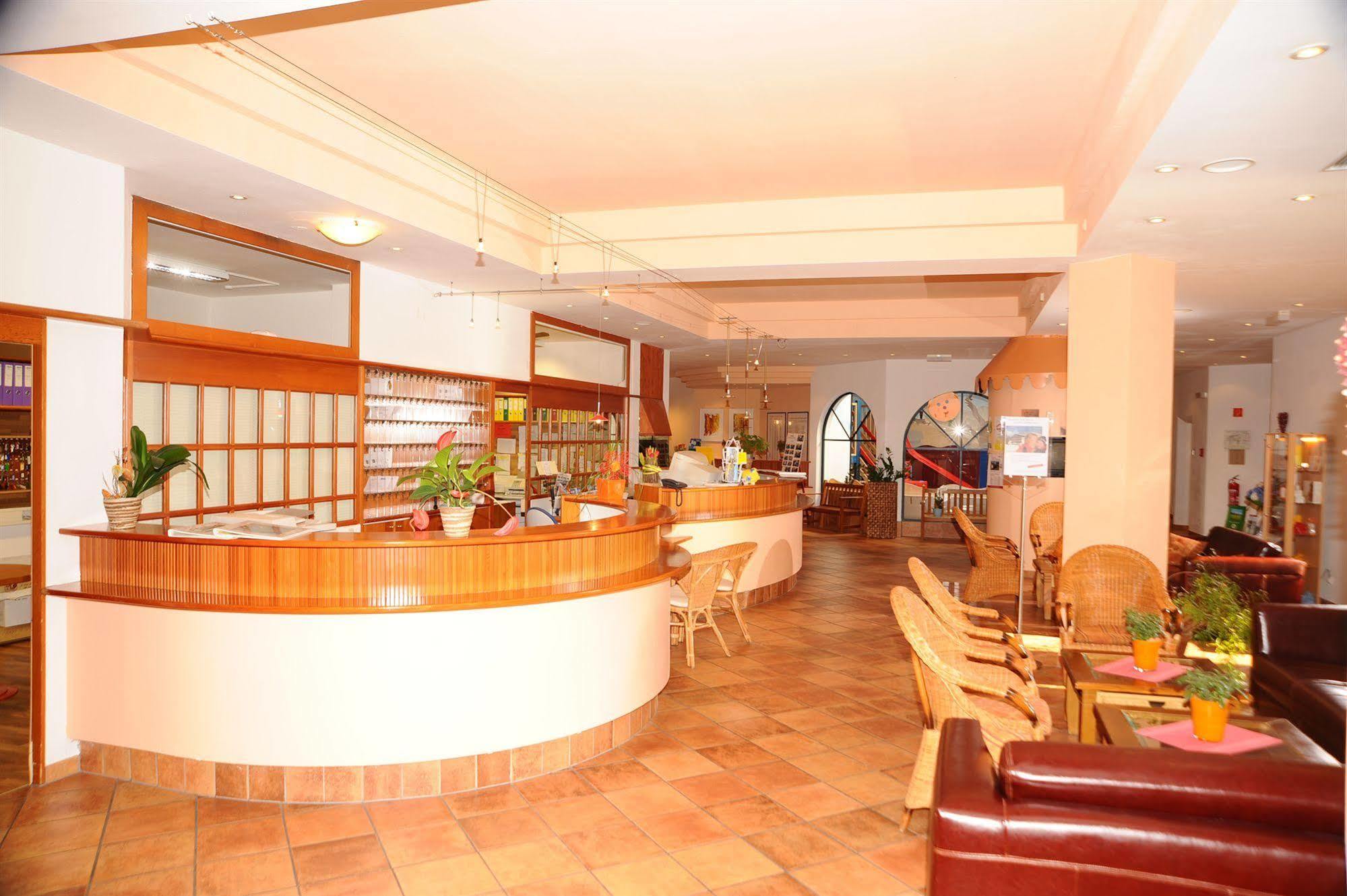 All Inclusive - Marco Polo Alpina Familien- & Sporthotel Maria Alm am Steinernen Meer Exterior photo